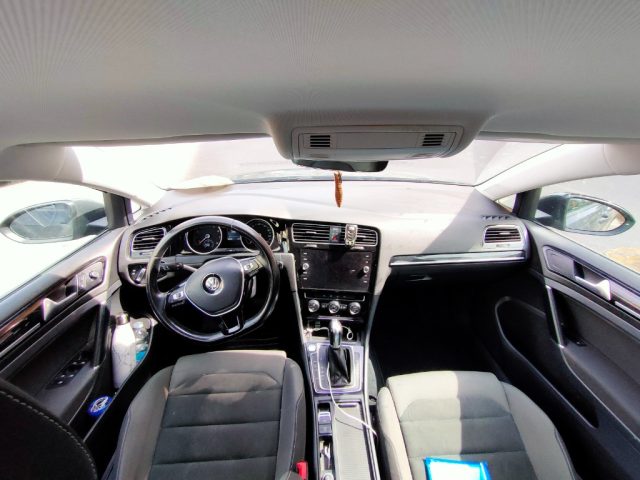 VOLKSWAGEN Golf usata, con Controllo trazione