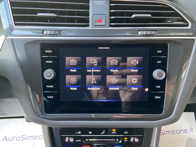VOLKSWAGEN Tiguan usata, con Leve al volante
