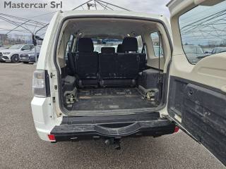 MITSUBISHI Pajero usata, con MP3