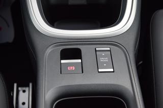 JEEP Avenger usata, con Leve al volante