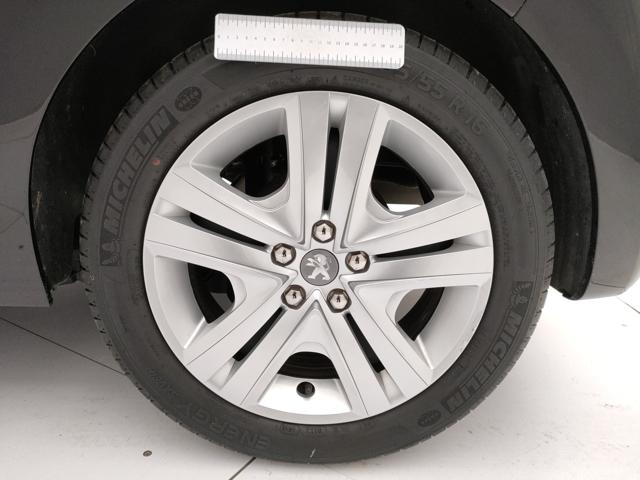 PEUGEOT 208 usata, con Chiusura centralizzata telecomandata