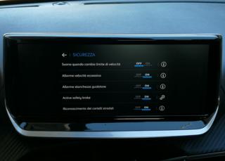 PEUGEOT 208 usata, con Controllo elettronico della corsia