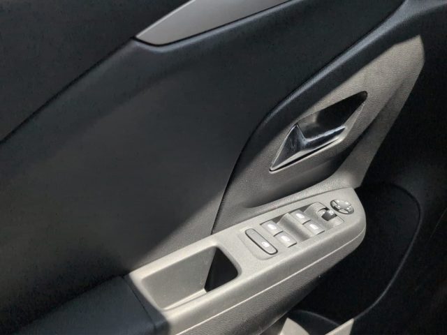 OPEL Corsa usata, con Volante in pelle