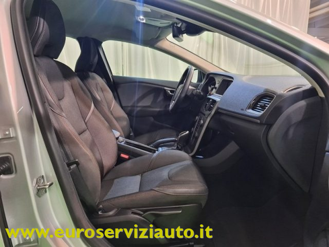 VOLVO V40 Cross Country usata 37