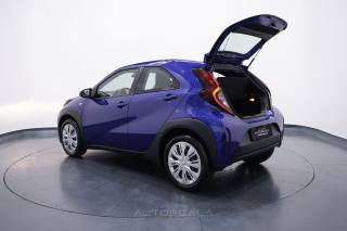 TOYOTA Aygo X usata 30