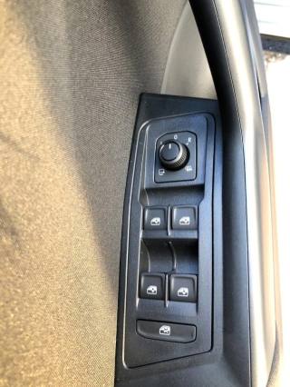 VOLKSWAGEN T-Roc usata, con Touch screen