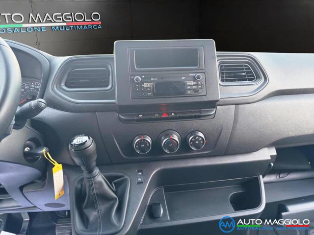 RENAULT Master usata, con USB