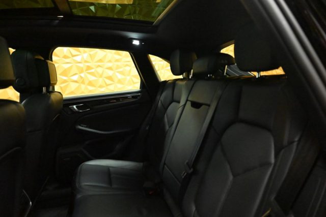 PORSCHE Macan usata 150