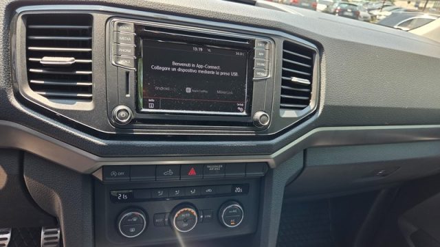 VOLKSWAGEN Amarok usata, con Park Distance Control