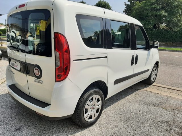FIAT Doblo usata, con Airbag Passeggero