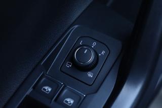 VOLKSWAGEN Taigo usata, con Autoradio digitale