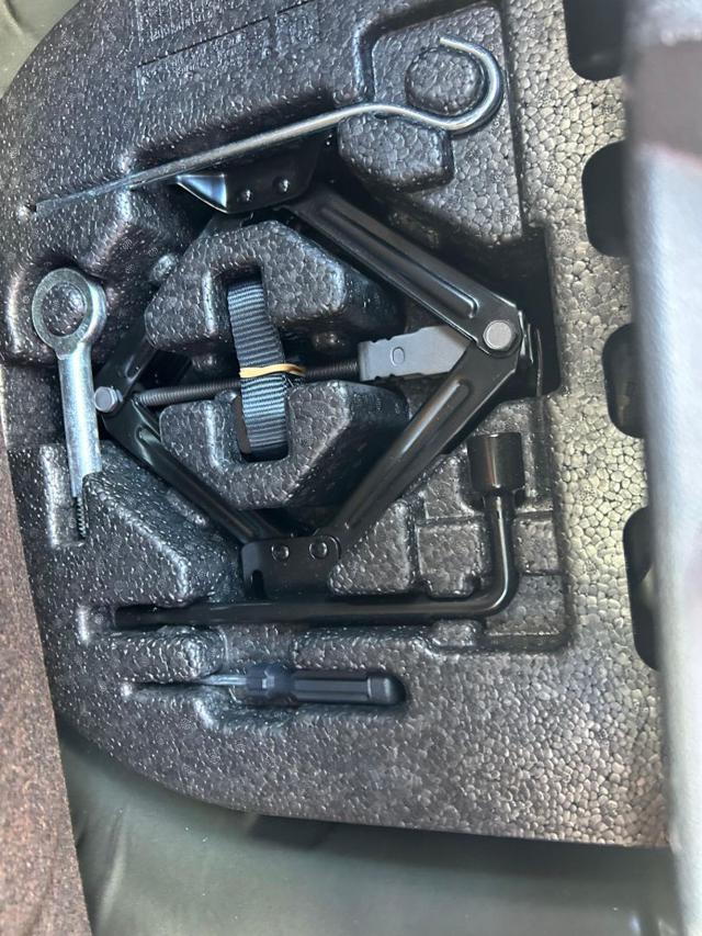OPEL Karl usata, con Servosterzo
