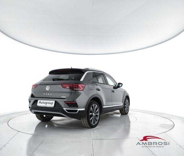 VOLKSWAGEN T-Roc usata 2