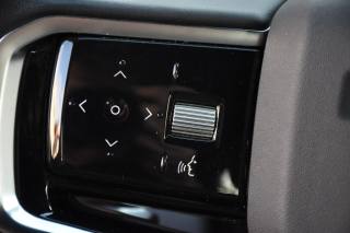 LAND ROVER Discovery Sport usata, con Volante in pelle