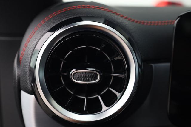 MERCEDES-BENZ CLA 200 usata, con Pacchetto sportivo