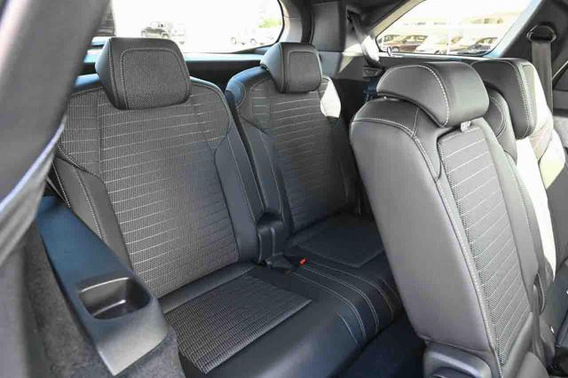 PEUGEOT 5008 usata, con Cruise Control