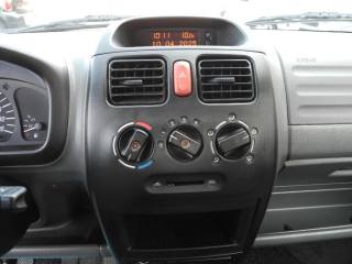 OPEL Agila usata 17