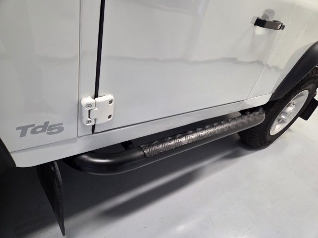 LAND ROVER Defender usata 19