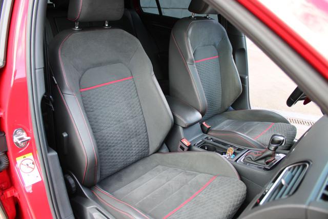 VOLKSWAGEN Golf GTI usata, con Interni in pelle