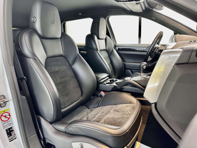 PORSCHE Cayenne usata, con Fendinebbia
