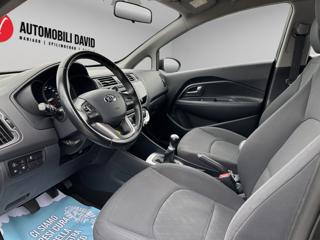 KIA Rio usata, con Autoradio