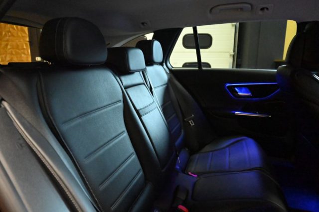 MERCEDES-BENZ C 300 usata 35