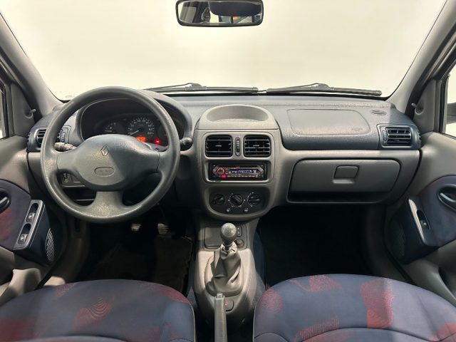 RENAULT Clio usata, con Climatizzatore
