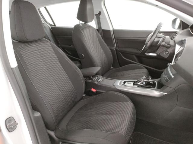 PEUGEOT 308 usata, con Boardcomputer