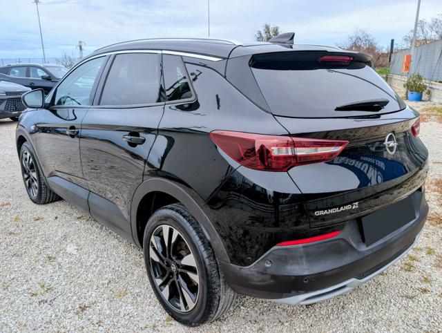OPEL Grandland X usata, con Airbag laterali