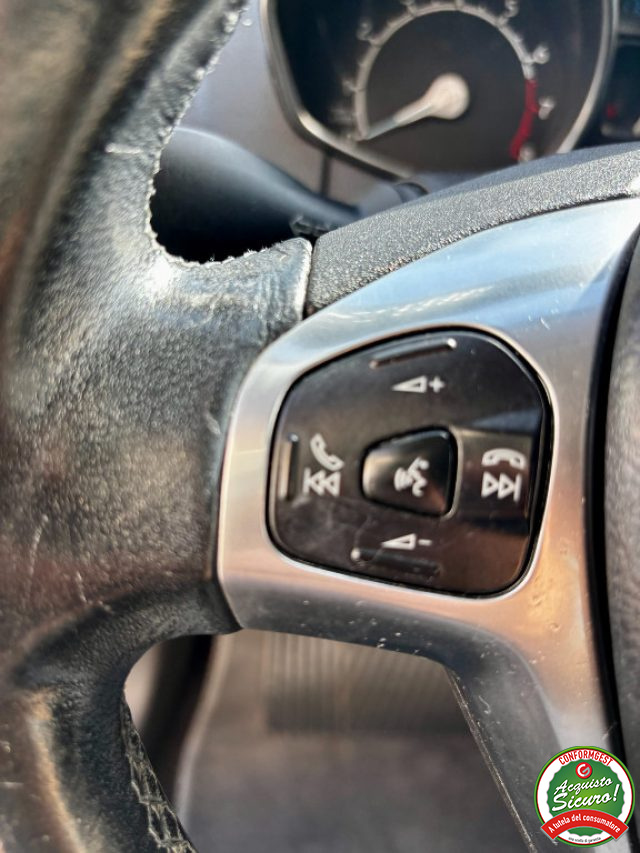 FORD EcoSport usata, con Controllo automatico clima