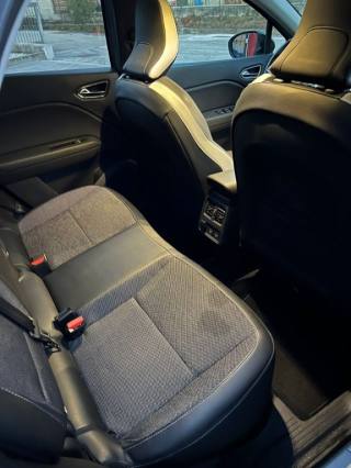 RENAULT Captur usata, con Controllo automatico clima