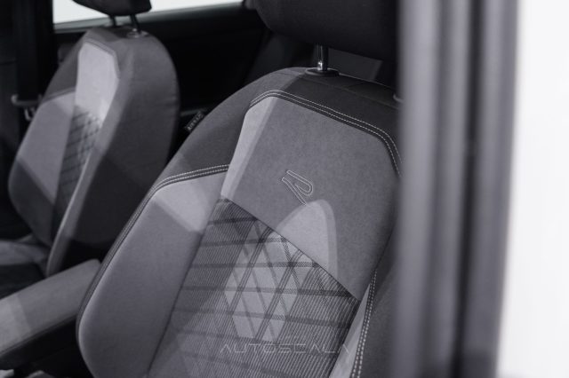 VOLKSWAGEN Taigo usata, con Fendinebbia