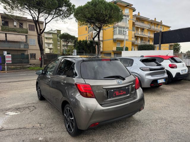 TOYOTA Yaris usata, con Alzacristalli elettrici