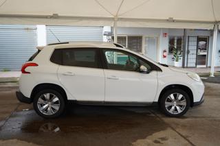 PEUGEOT 2008 usata, con Autoradio