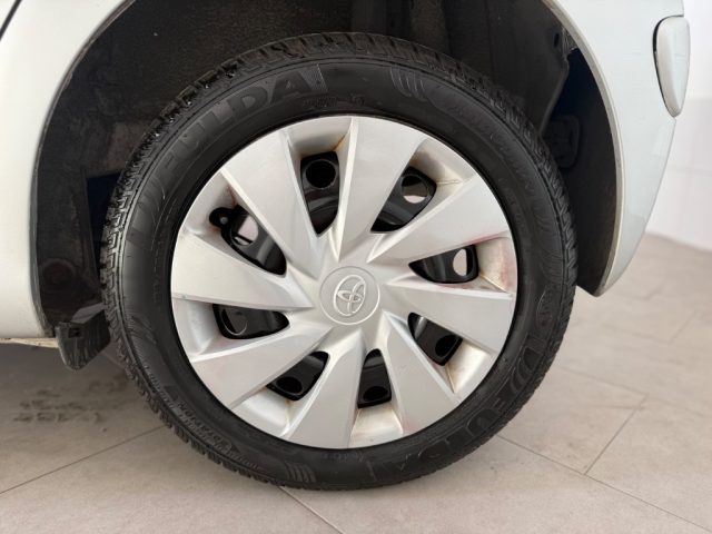 TOYOTA Aygo usata 5