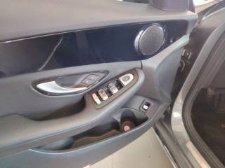 MERCEDES-BENZ C 220 usata, con Airbag testa