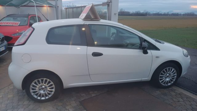 FIAT Punto usata, con Autoradio