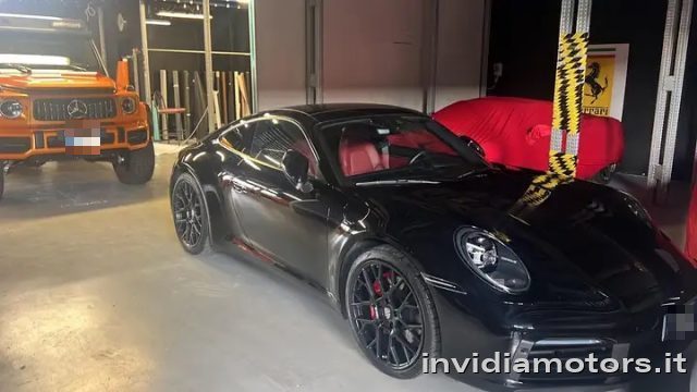 PORSCHE 992 usata, con Airbag