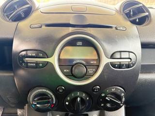 MAZDA 2 usata, con Lettore CD