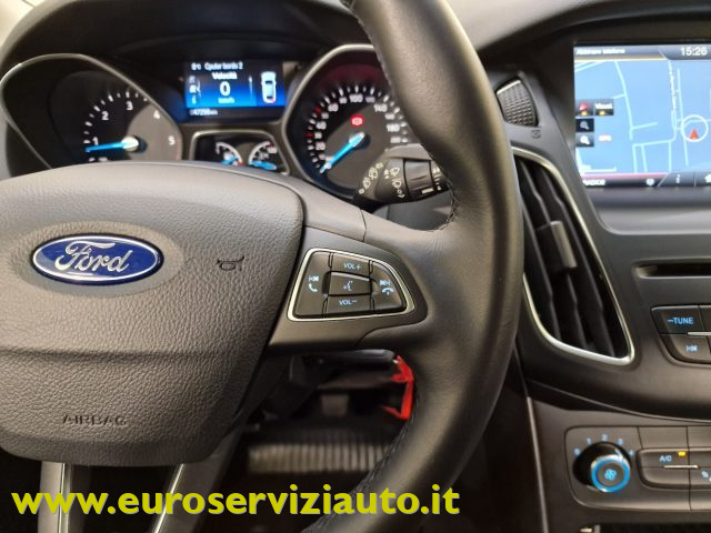 FORD Focus usata, con Specchietti laterali elettrici