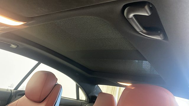 MERCEDES-BENZ E 250 usata, con Fari LED