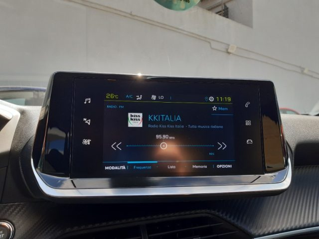 PEUGEOT 208 usata, con Boardcomputer