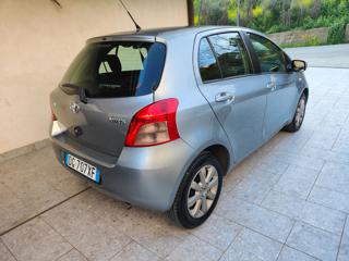 TOYOTA Yaris usata, con Airbag laterali
