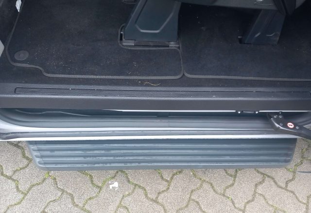 FORD Tourneo Custom usata 12