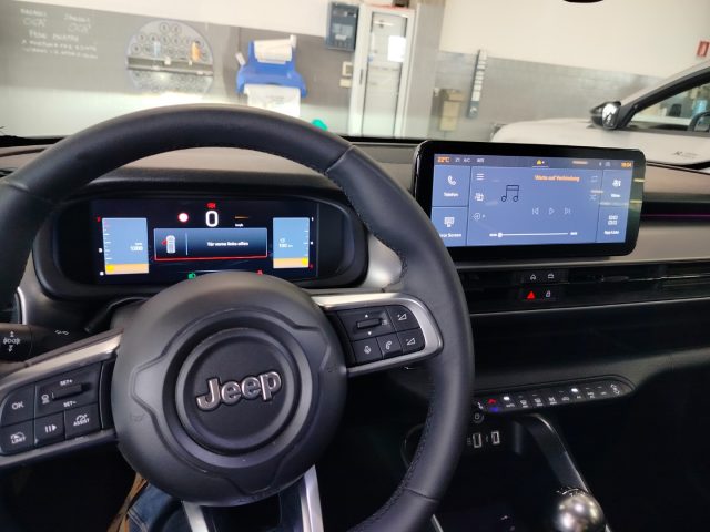 JEEP Avenger usata 29
