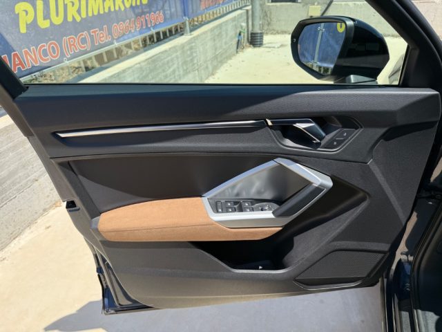 AUDI Q3 usata, con Specchietti laterali elettrici