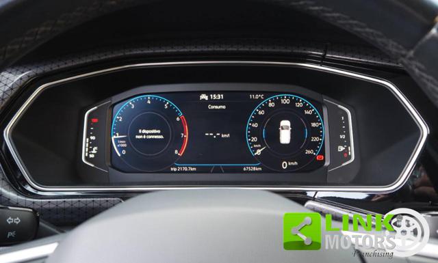 VOLKSWAGEN T-Cross usata, con ESP