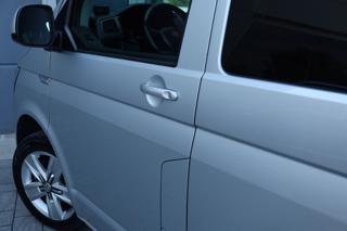 VOLKSWAGEN Multivan usata, con Climatizzatore automatico, 3 zone