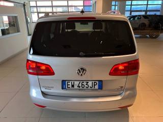 VOLKSWAGEN Touran usata, con Servosterzo