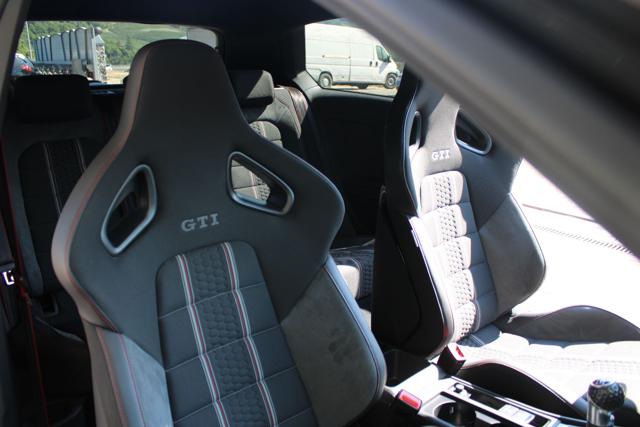VOLKSWAGEN Golf GTI usata, con Fendinebbia